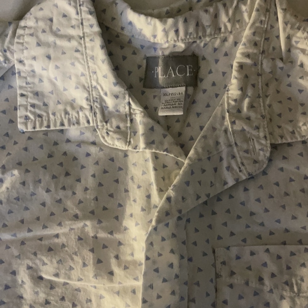 Button down - Picture 2 of 4